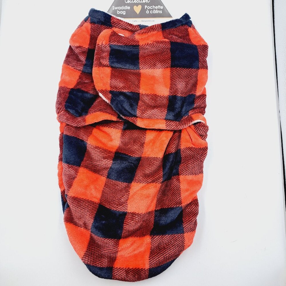 Red/Black Buffalo Plaid Fleece Cozy Baby Winter Velcro Swaddle Bag Sz 0-3 Months